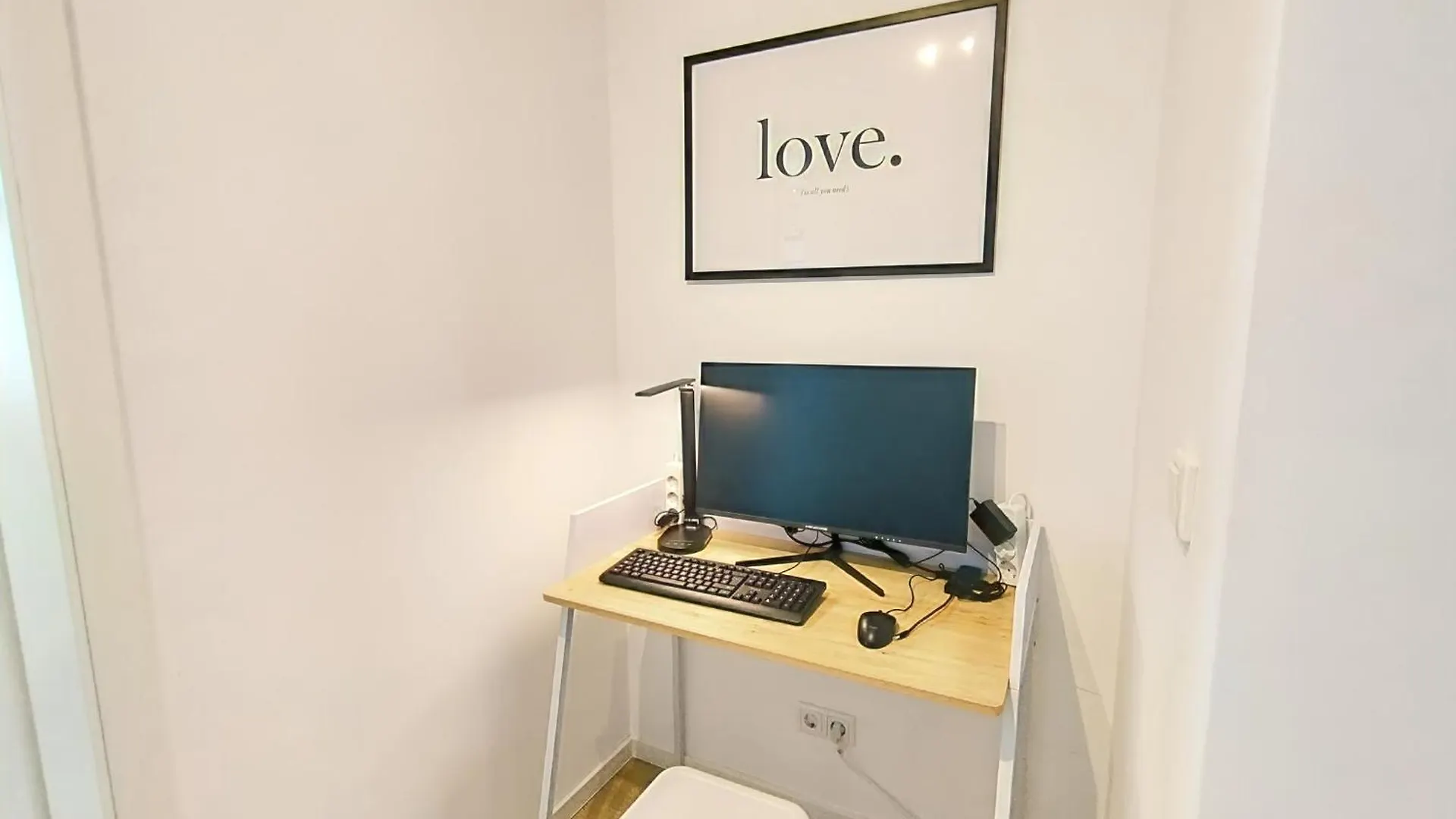 Cityvibe Apartment Fuer Bis Zu 4 Erlangen 0*,